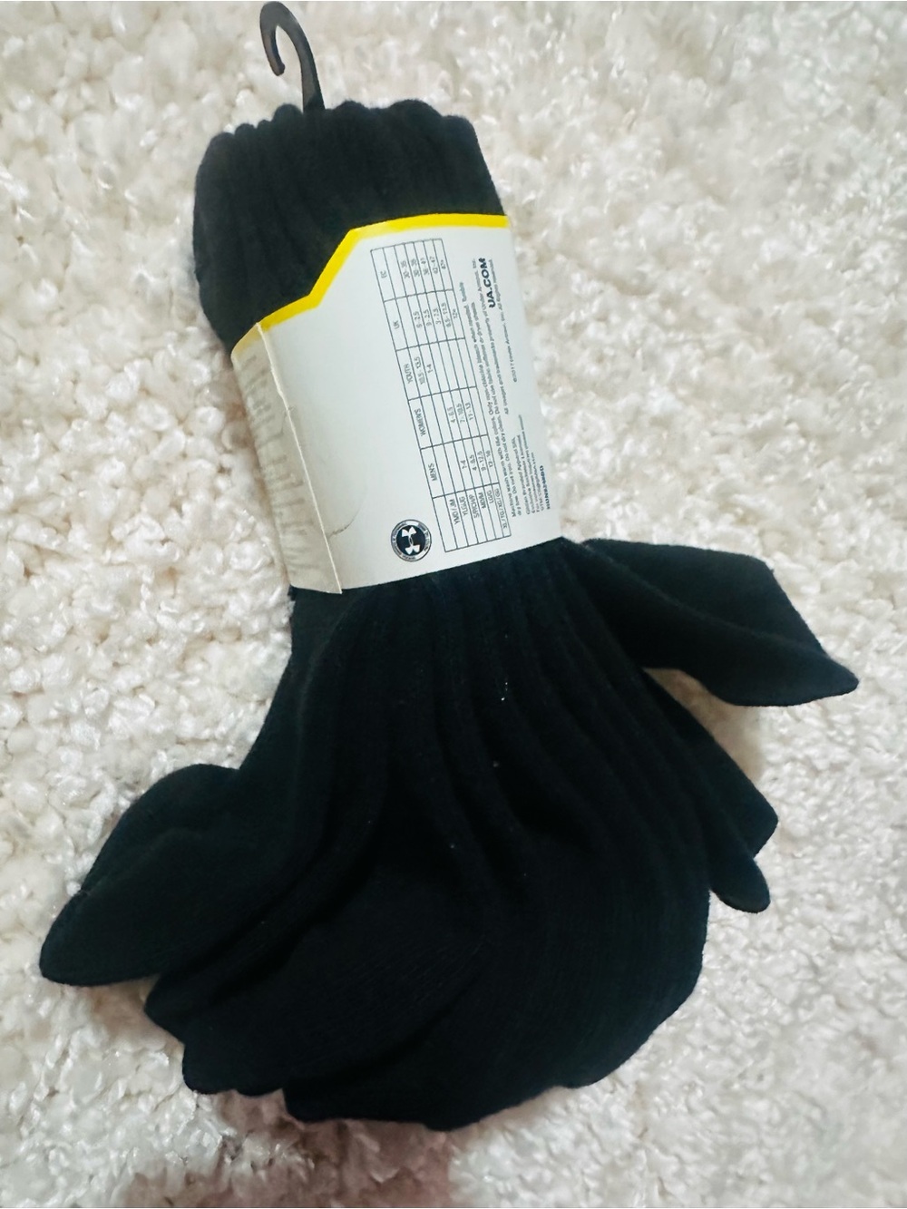 Under Armour✨🖤🤍Black Ribbed Crew Socks -  6 pairs